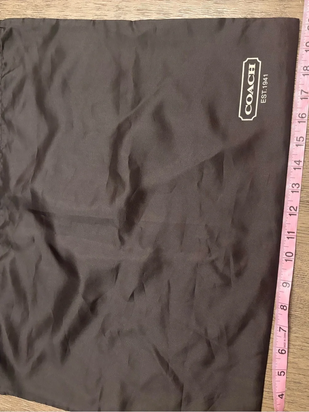 Coach med Dust Bag 14x10